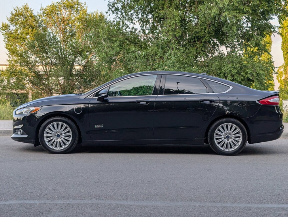 Ford Fusion 2013 an Bender Bender - fotografie 8