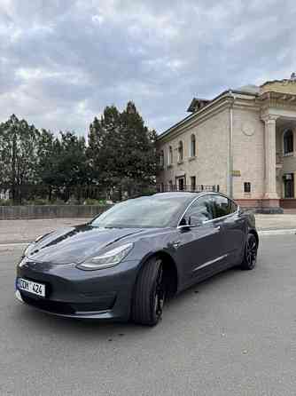 Tesla Model 3 2018 год Бендеры Бендеры