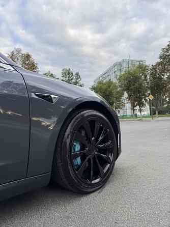 Tesla Model 3 2018 год Бендеры Бендеры