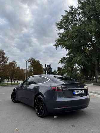 Tesla Model 3 2018 год Бендеры Бендеры