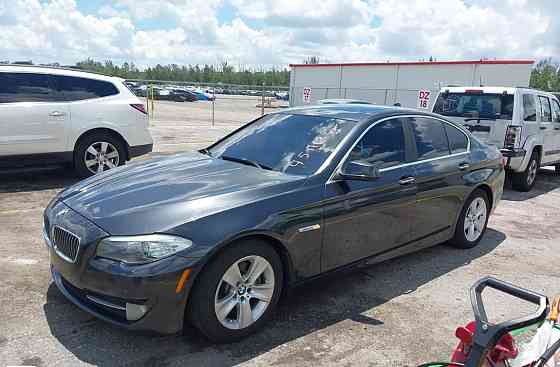 BMW 5 Series 2013 год Бендеры Бендеры
