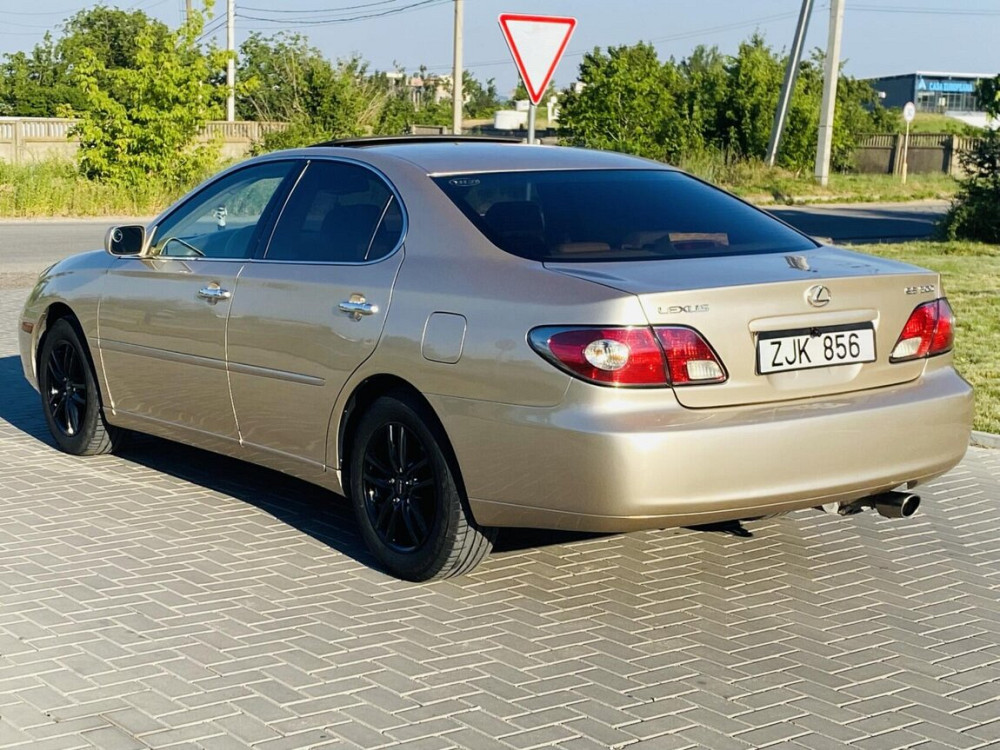 Lexus ES 2002 an Dnestrovsc Dnestrovsc - fotografie 4