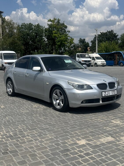 BMW 5 Series 2004 год Бендеры Бендеры - изображение 3