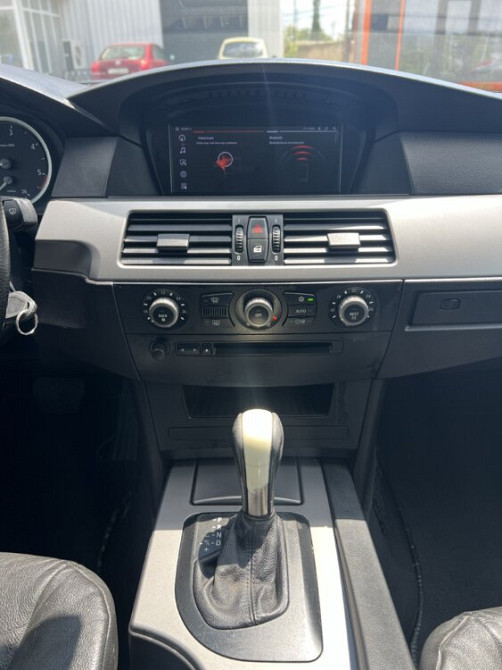 BMW 5 Series 2004 год Бендеры Бендеры - изображение 8