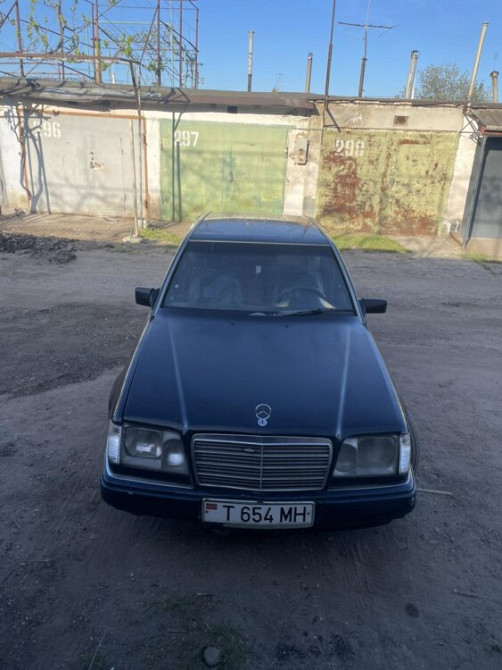 Mercedes W124 1994 год Бендеры Бендеры - изображение 1