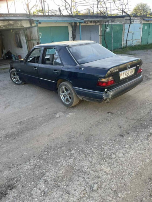 Mercedes W124 1994 год Бендеры Бендеры - изображение 7