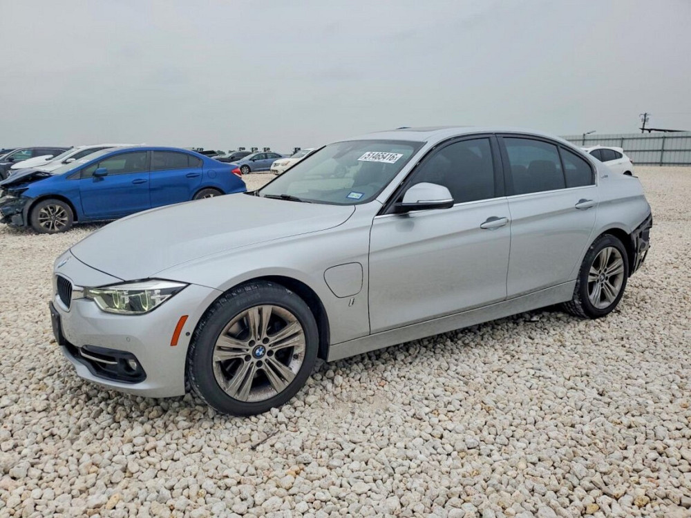 BMW 3 Series 2017 год Тирасполь Тирасполь - изображение 2