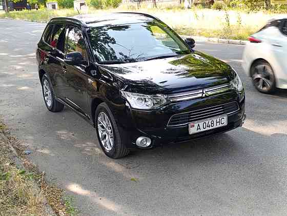 Mitsubishi Outlander 2013 год Бендеры Бендеры