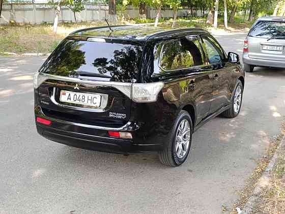 Mitsubishi Outlander 2013 год Бендеры Бендеры