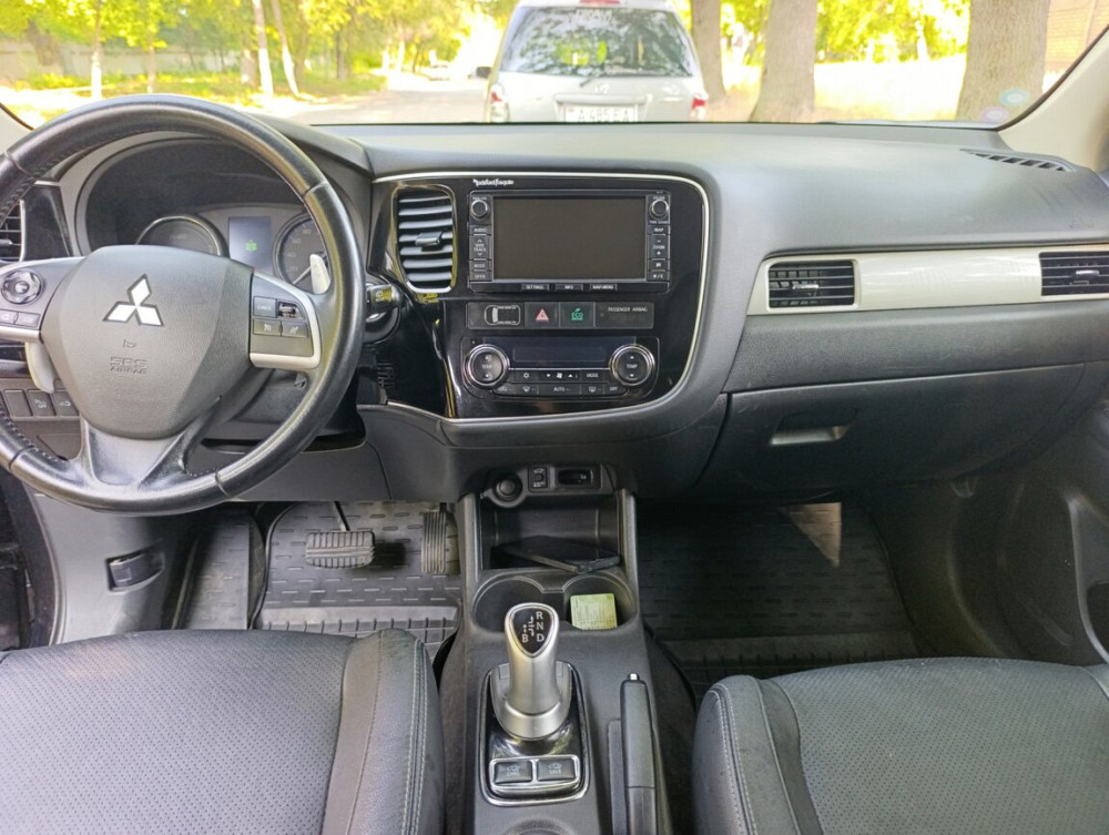Mitsubishi Outlander 2013 год Бендеры Бендеры - изображение 5