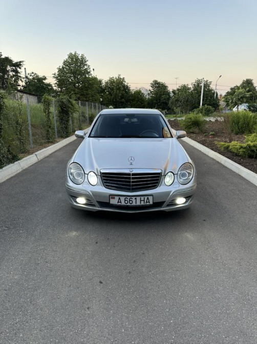 Mercedes E-Class 2005 an Bender Bender - fotografie 3