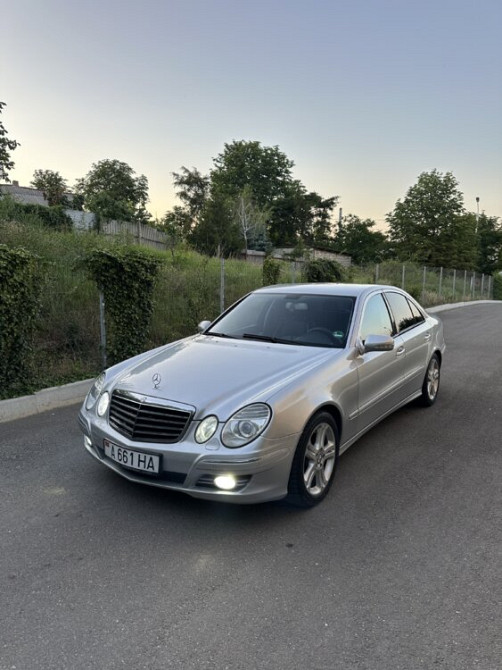 Mercedes E-Class 2005 an Bender Bender - fotografie 1