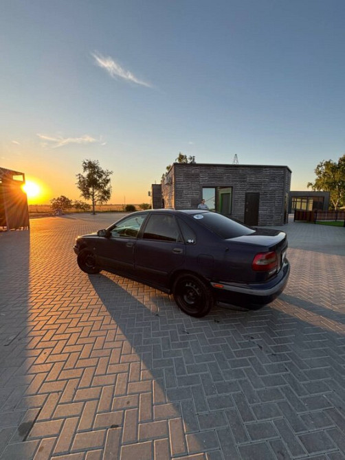 Volvo S40 1997 год Днестровск Днестровск - изображение 3