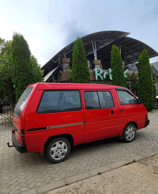 Nissan Vanette 1993 год Суклея Суклея - изображение 4