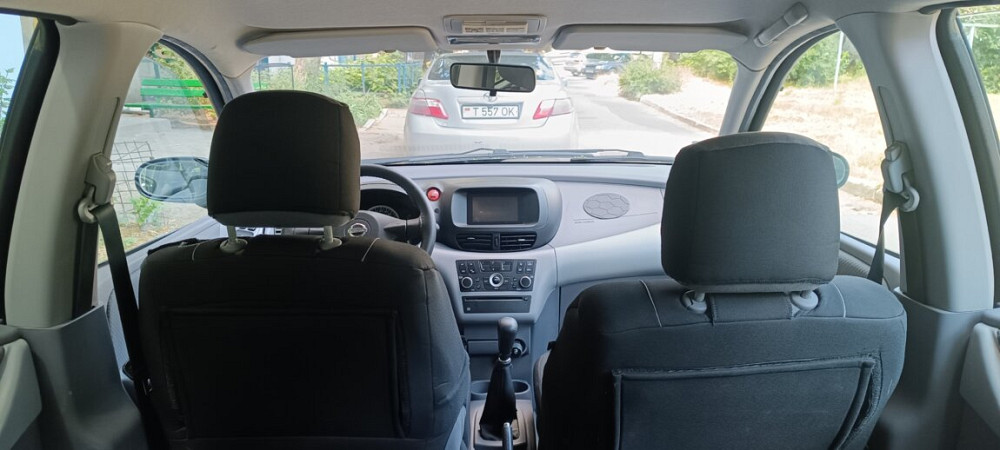 Nissan Almera Tino 2003 год Рыбница Рыбница - изображение 5