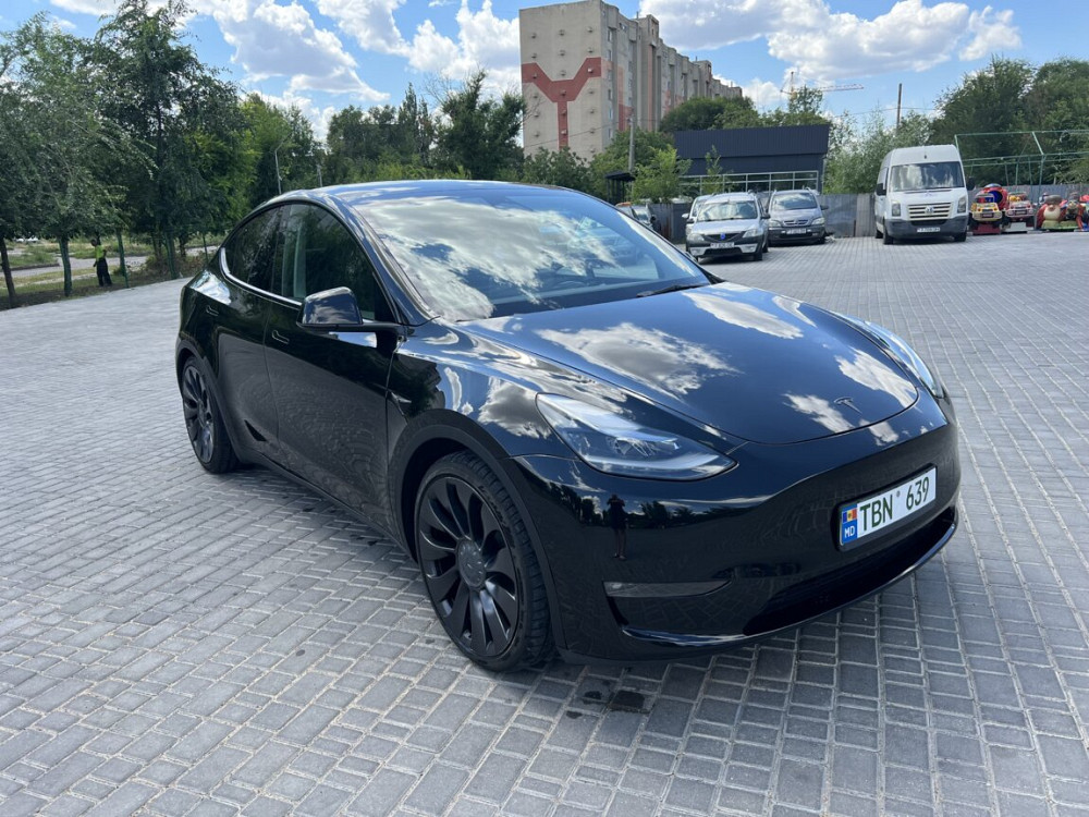Tesla Model Y 2023 год Тирасполь Тирасполь - изображение 1