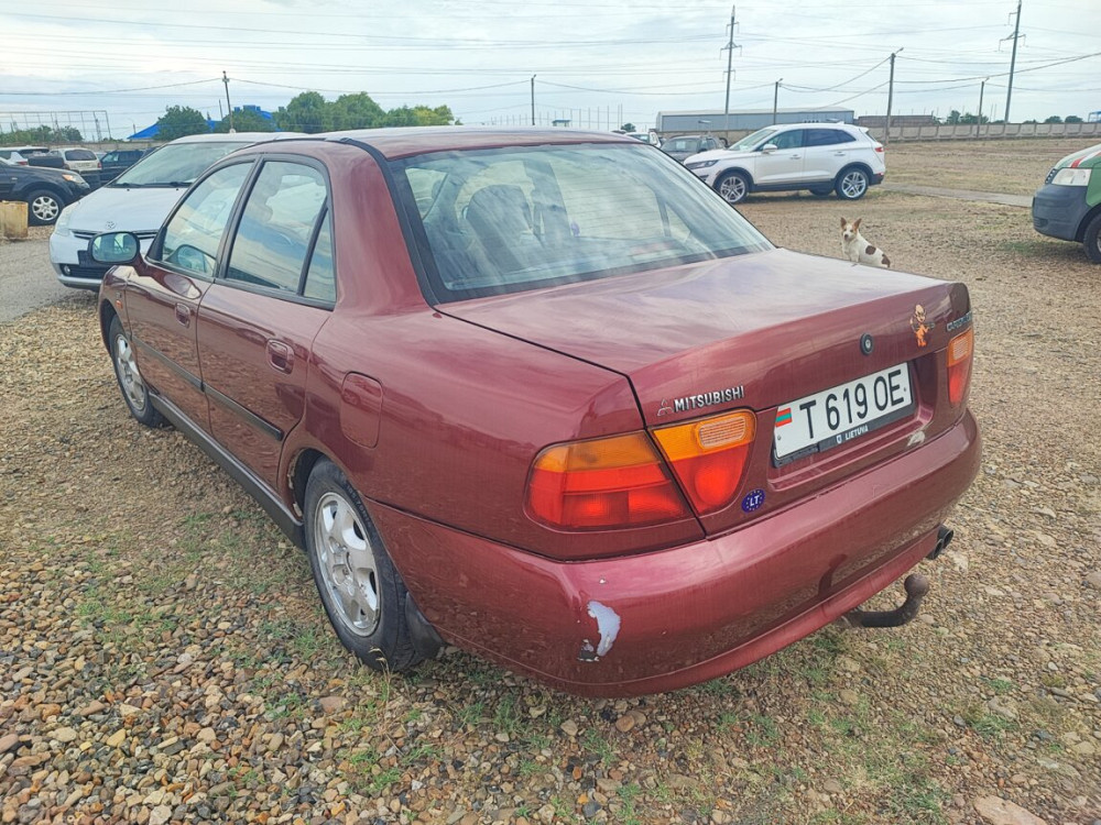 Mitsubishi Carisma 1997 год Тирасполь Тирасполь - изображение 3