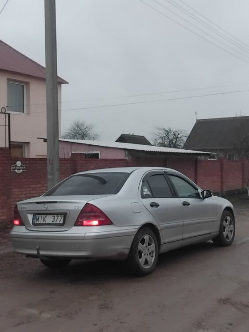 Mercedes C-Class 2004 an Sucleia Sucleia - fotografie 3