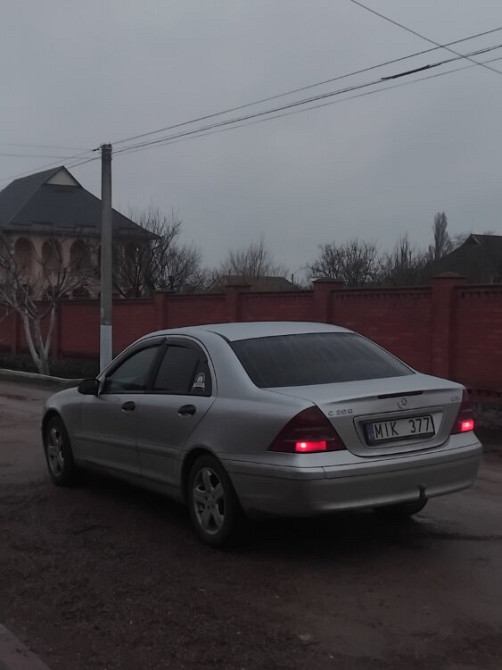 Mercedes C-Class 2004 an Sucleia Sucleia - fotografie 1