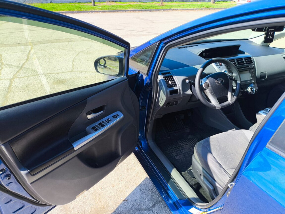 Toyota Prius 2014 год Бендеры Бендеры - изображение 4