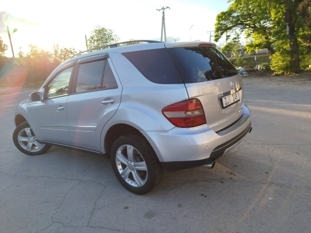 Mercedes M-Class 2006 an Dubăsari Dubăsari - fotografie 1