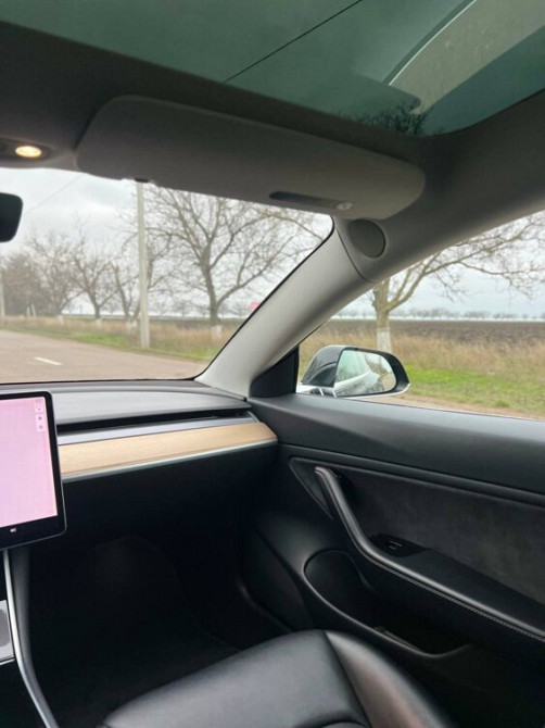 Tesla Model 3 2018 год Тирасполь Тирасполь - изображение 9