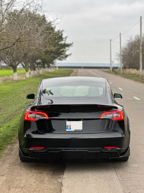 Tesla Model 3 2018 год Тирасполь Тирасполь - изображение 4