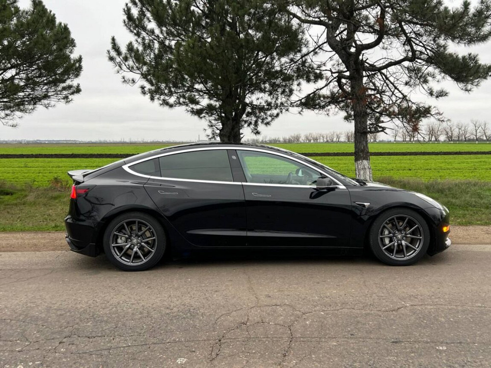 Tesla Model 3 2018 год Тирасполь Тирасполь - изображение 5
