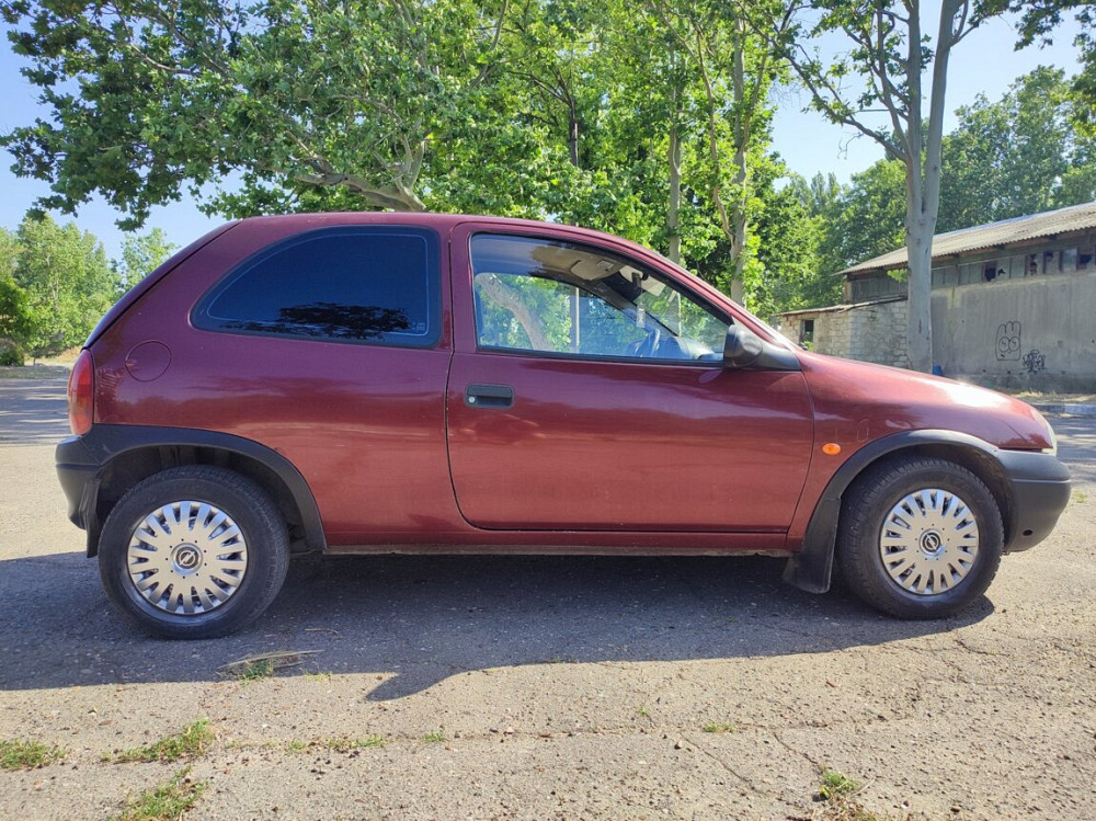 Opel Corsa 1994 год Бендеры Бендеры - изображение 1