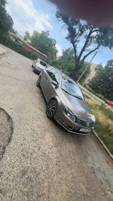 Volkswagen Passat 2011 год Тирасполь Тирасполь - изображение 2