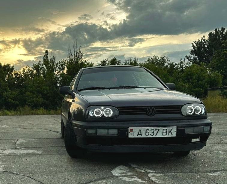 Volkswagen Golf 1993 год Рыбница Рыбница - изображение 1