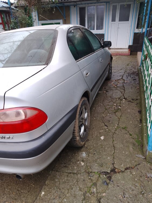 Toyota Avensis 2001 год Вадул-луй-Водэ Вадул-луй-Водэ - изображение 3
