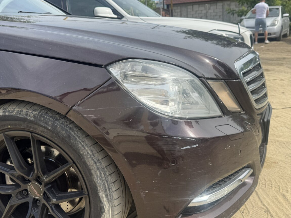 Mercedes E-Class 2012 an Chişinău Chişinău - fotografie 5