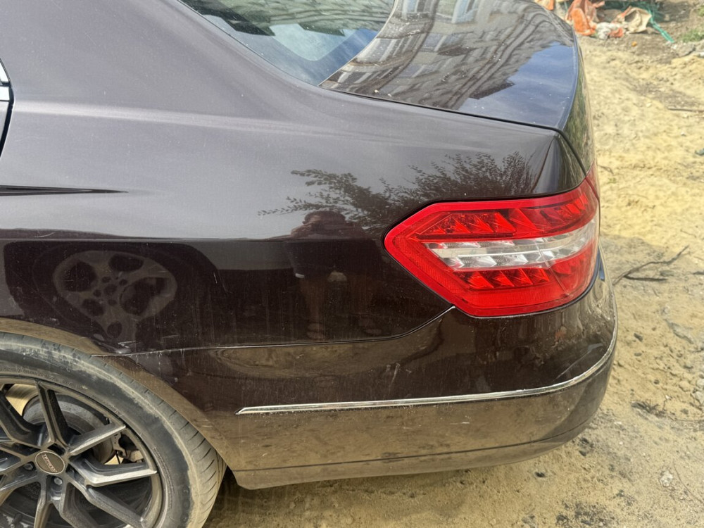 Mercedes E-Class 2012 an Chişinău Chişinău - fotografie 4