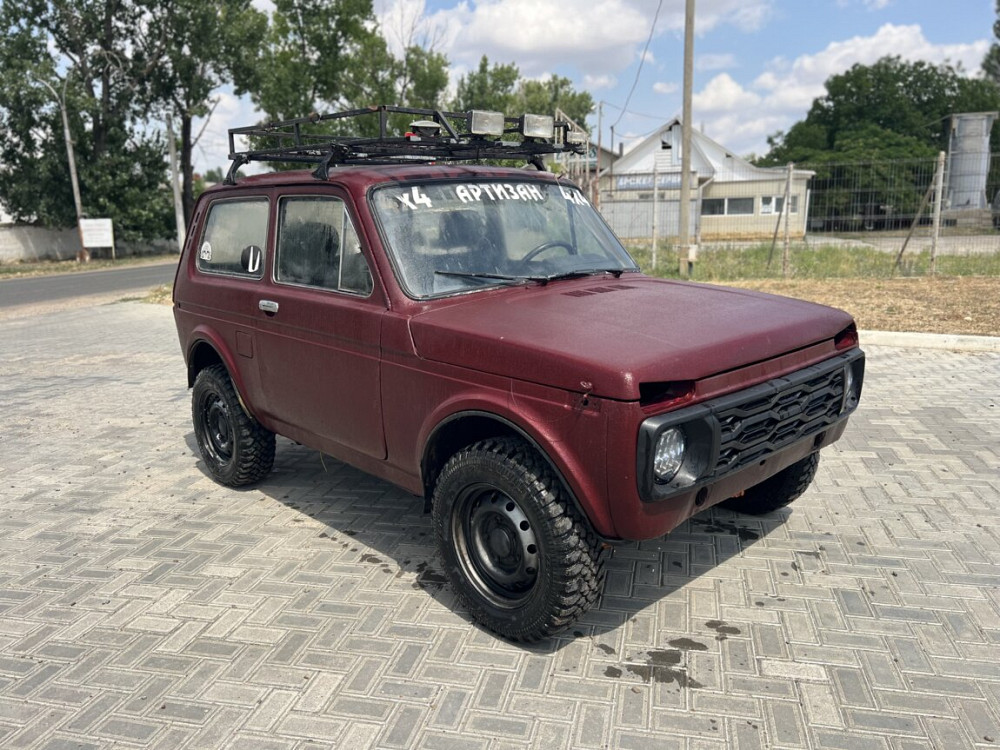 ВАЗ / Lada Niva Legend 1993 год Тирасполь Тирасполь - изображение 1