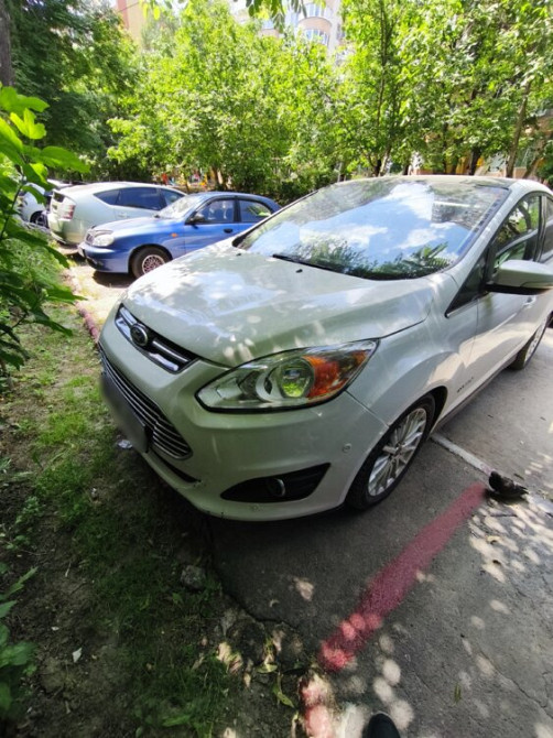 Ford C-MAX 2012 an Chişinău Chişinău - fotografie 3