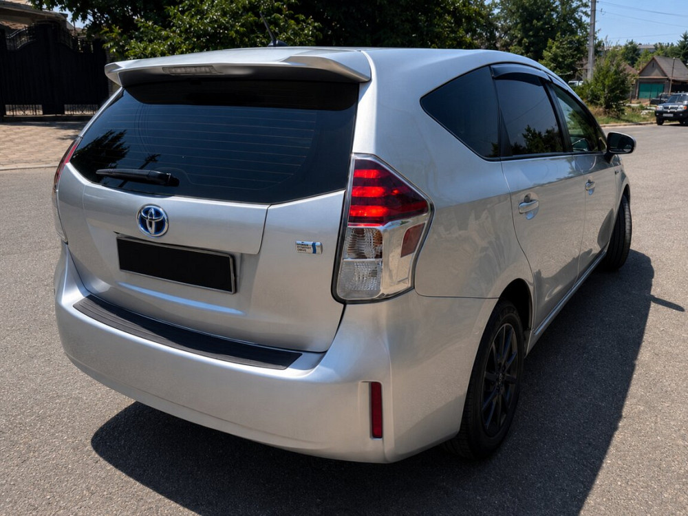 Toyota Prius 2014 год Бендеры Бендеры - изображение 9