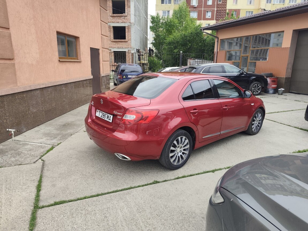 Срочно Suzuki Kizashi 4x4 Тирасполь - изображение 4