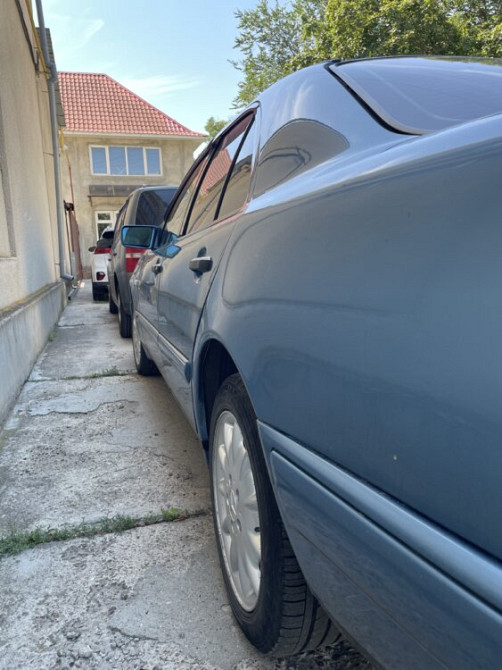 Mercedes E-Class 1998 год Бендеры Bender - fotografie 4