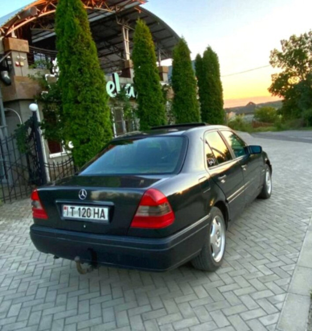 Mercedes C-Class 1998 год Суклея Суклея - изображение 3