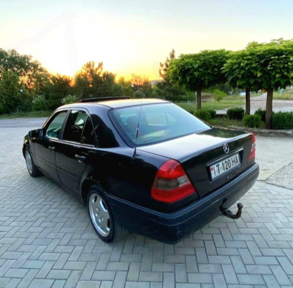 Mercedes C-Class 1998 год Суклея Суклея - изображение 4