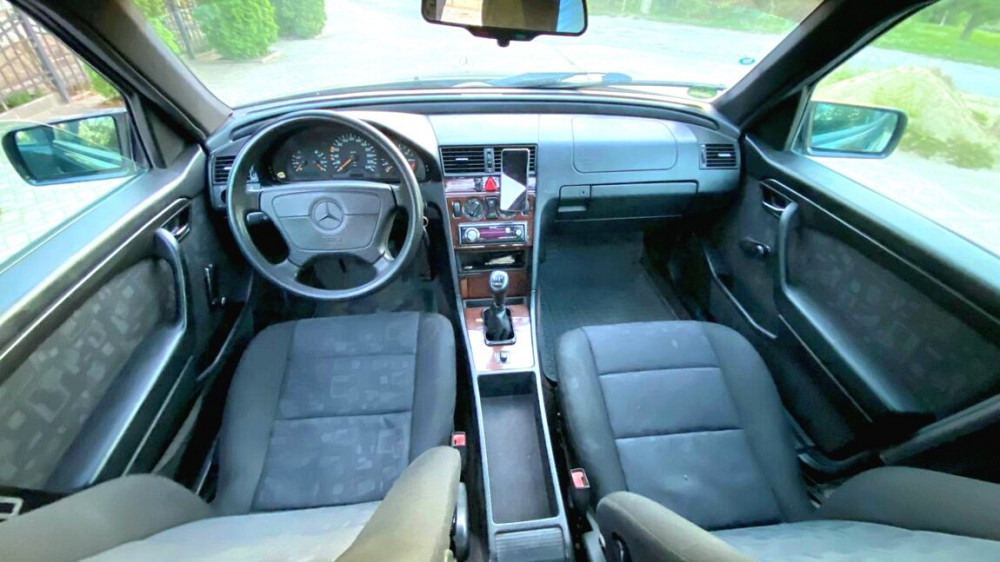 Mercedes C-Class 1998 год Суклея Суклея - изображение 5