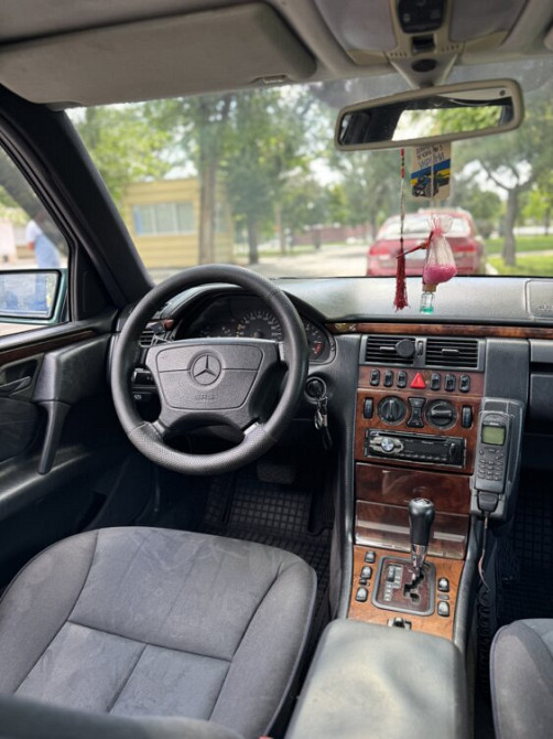 Mercedes E-Class 1998 год Тирасполь Тирасполь - изображение 5