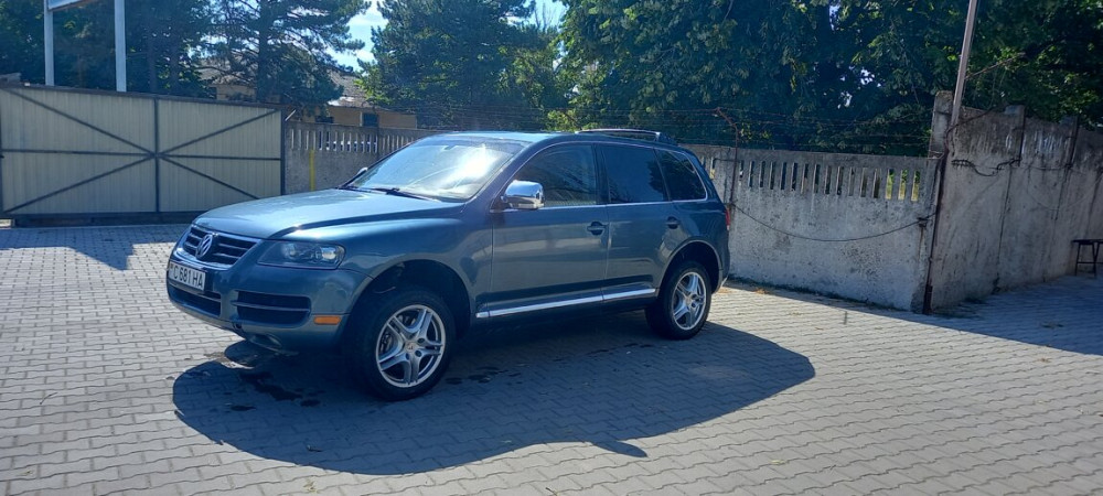 Volkswagen Touareg 2004 год Слободзея Слободзея - изображение 3