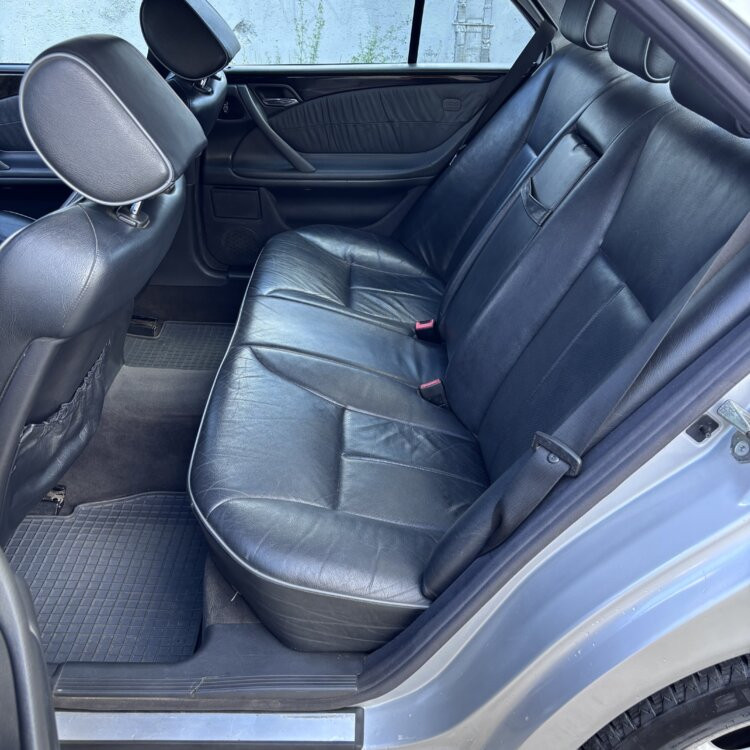 Mercedes E-Class 2001 год Тирасполь Tiraspol - fotografie 8