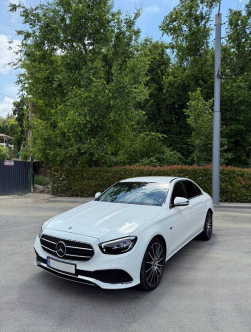 Mercedes E-Class 2021 год Тирасполь Tiraspol - fotografie 9