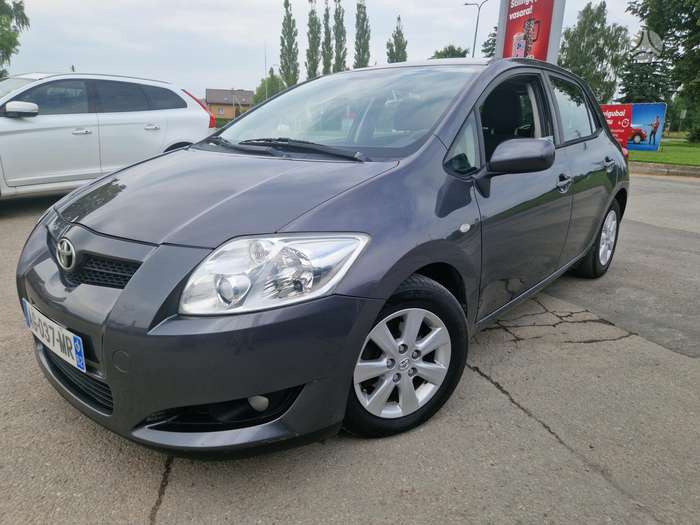 Toyota Auris 2009 год Каменка Camenca - fotografie 1