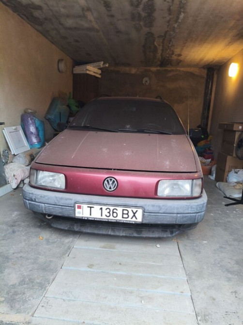 Volkswagen Passat 1993 год Тирасполь Tiraspol - fotografie 1