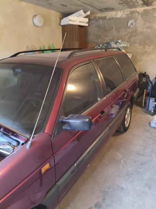 Volkswagen Passat 1993 год Тирасполь Tiraspol - fotografie 4