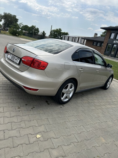 Volkswagen Jetta 2013 год Тирасполь Tiraspol - fotografie 4